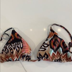 L*space fun pattern bikini top
